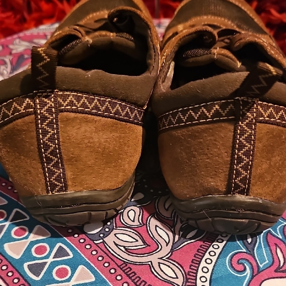 G.H. Bass Brown Casual Slip On Sneakers Size 9 - Picture 4 of 6
